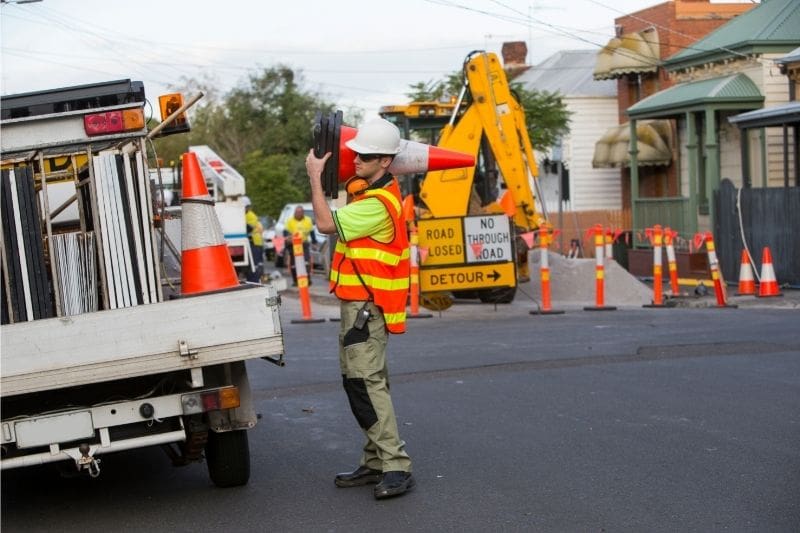 what-you-need-to-be-a-traffic-controller | Fast Labour Hire Traffic Controller in Melbourne